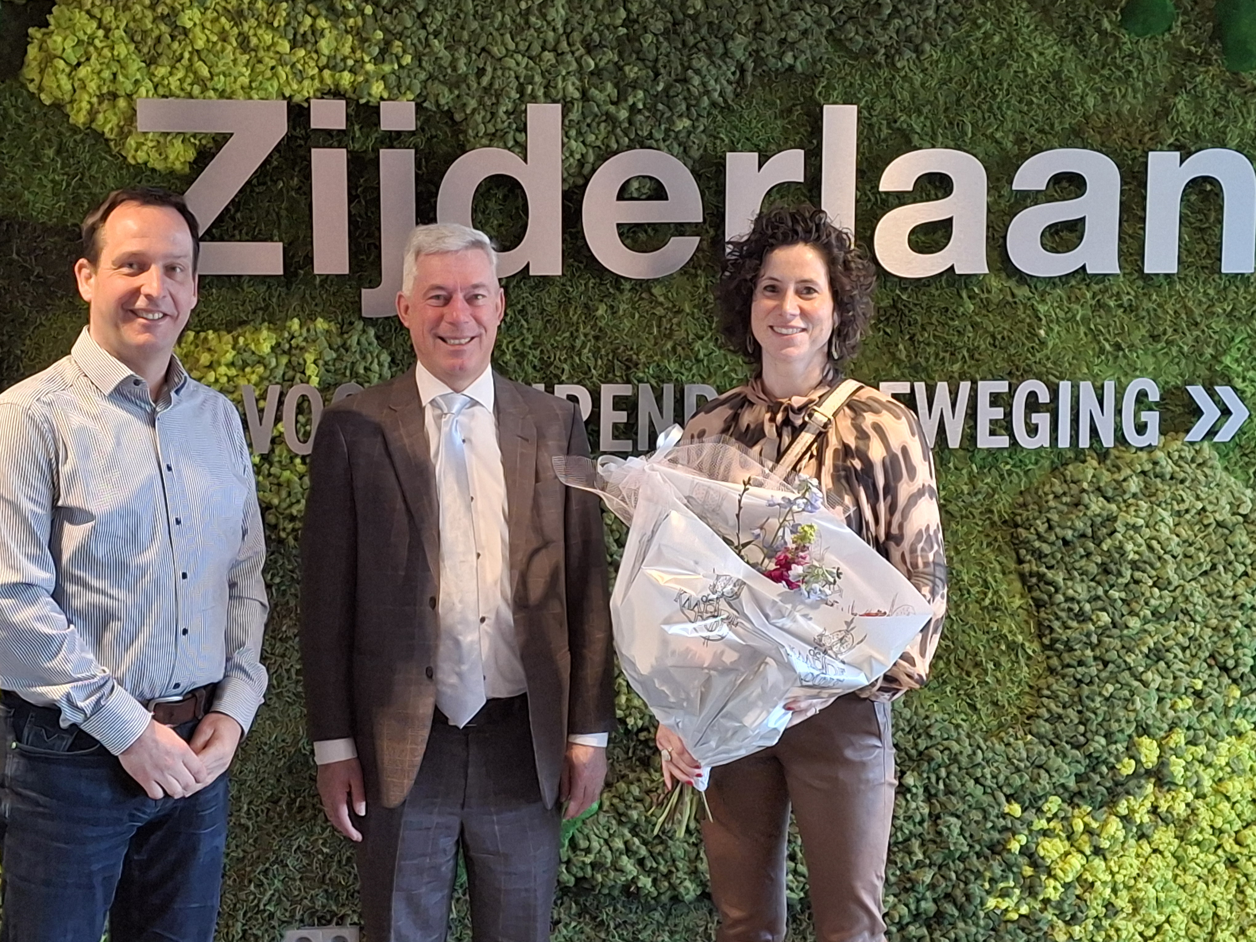 Dynamic Content Image