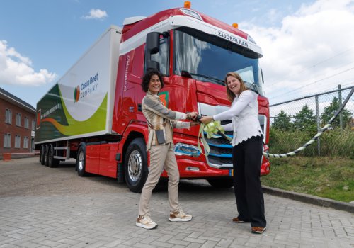 Firtst electric truck into operation